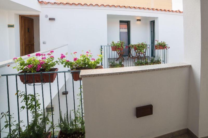 Olbia Domus Inn Exterior photo